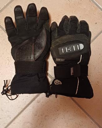 guanti snowboard con protezioni 