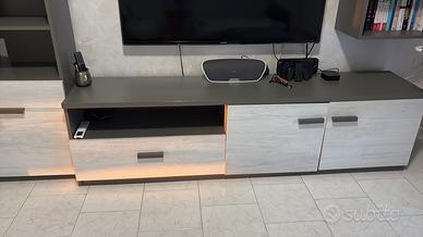 sala più armadio a ponte e letto matrimoniale