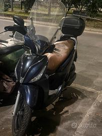 Kymco People 150