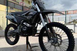 Pitbike 250 modello Thunder usata da esposizione