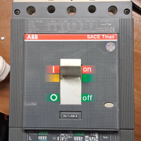 Interruttore scatolato 3 p 630a