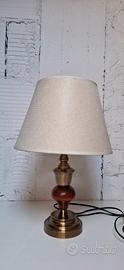 Lampada da tavolo classica