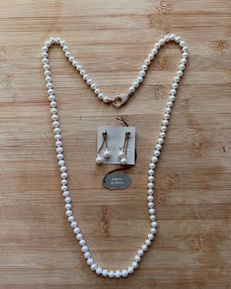 Parure collana di perle e orecchini