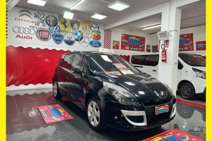 Renault Scénic 1.5 dCi 110CV Luxe - 2011