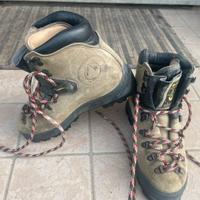 Scarponi alpinismo in pelle