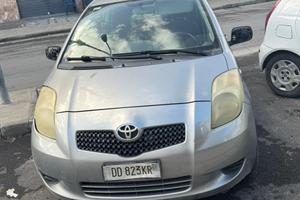 Toyota yaris 1.0 2007
