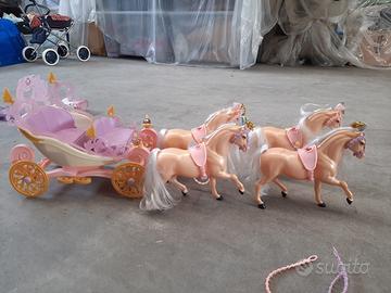 Barbie La principessa e la povera carrozza reale Tutto per i