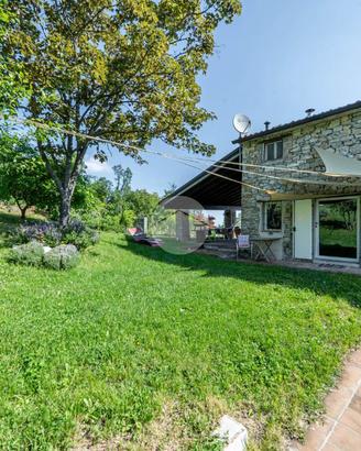 CASA INDIPENDENTE A LESIGNANO DE' BAGNI