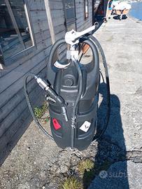 serbatoio /pompa per rifornimento carburante 