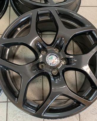 Cerchi in lega 18 originali alfa giulia gliulietta