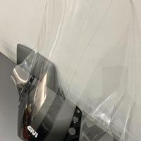parabrezza alto per t max 530 marca GIVI
