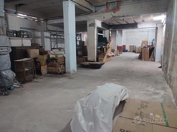 Ampio magazzino di 600 mq a Cruillas