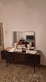 Credenza Comò Vintage Anni ’60 con Specchio