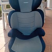 foppapedretti seggiolino auto ospita bambini da 15