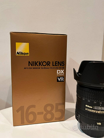 Obiettivo AF-S DX NIKON 16-85mm f/3.5-5.6G ED VR