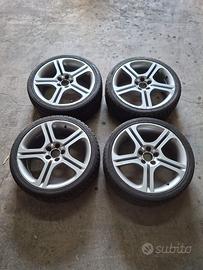 cerchi in lega complete di gomme 205/40/17