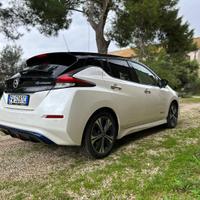 Nissan leaf 40kwh tekna