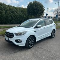 Ford kuga St line