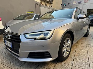 AUDI A4 Avant 30 TDI 136 CV S Tronic Business
