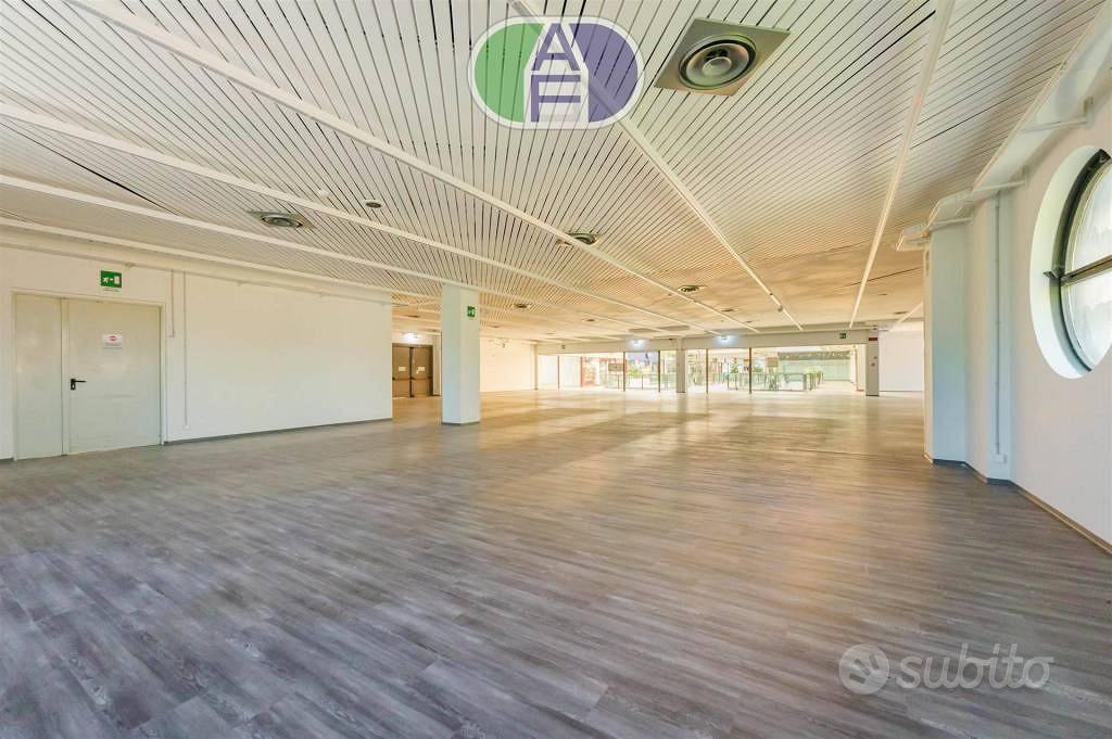 Immobile di 700 m² con più di 5 locali a Mira - Vista 2