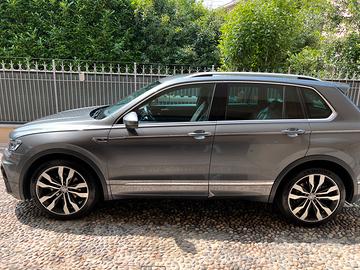 Volkswagen Tiguan R-Line dsg