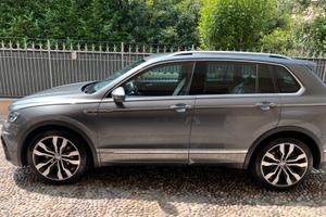 Volkswagen Tiguan R-Line dsg