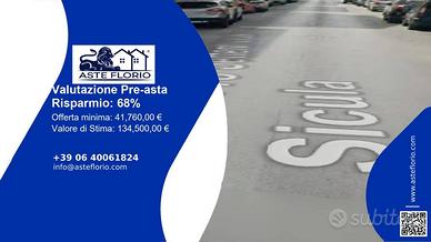 Immobile in asta di 155 m² a Barcellona Pozzo di G