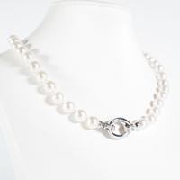 Collana in oro con perle e diamanti