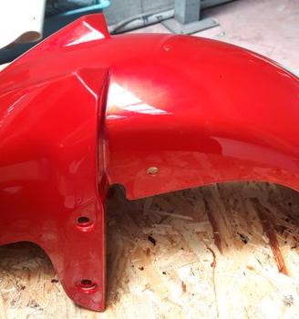 Parafango anteriore SUZUKI EPICURO 125 150