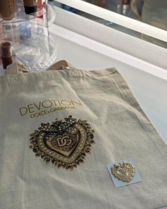Spilla e shopper bag