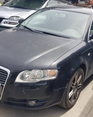 Audi A4 2.0 TDI SW del 2006 tutto solo per ricambi