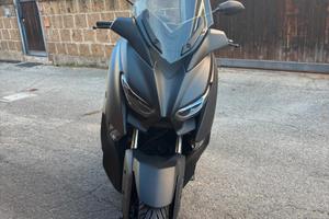 Yamaha X-Max 300