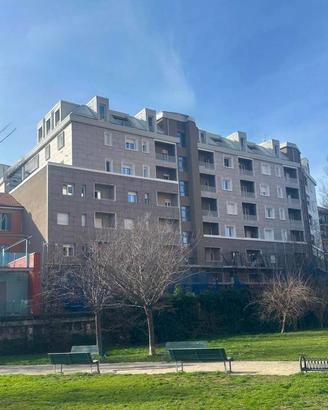 Attico / Mansarda di 98 m² con 3 locali a Milano