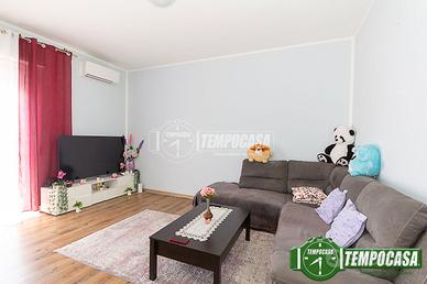 2 LOCALI CON BOX E CANTINA