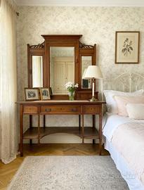 Toelletta da trucco in legno