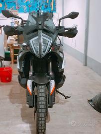 KTM 790 Adventure del 2020
