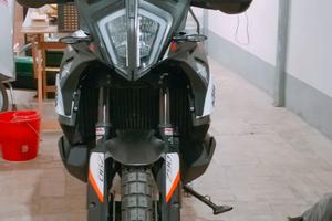 KTM 790 Adventure del 2020