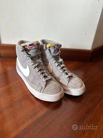 Blazer hotsell nike grigie