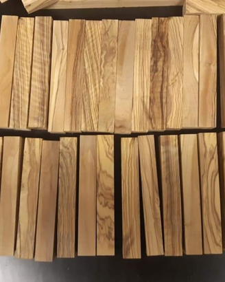 Legno di ulivo per tornitura
