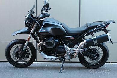Moto Guzzi V85 TT - 2023 accessoriata