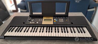 Tastiera digitale Yamaha YPT-220