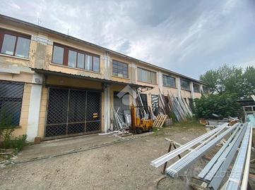 CAPANNONE A BORGARO TORINESE