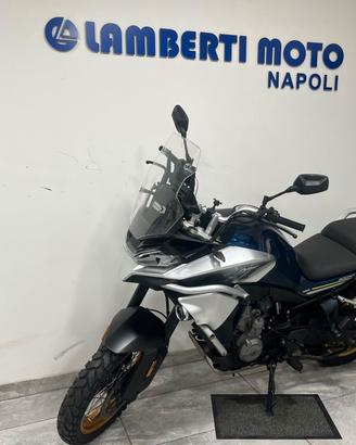 CF MOTO MT 800 07/2023 - 8826 KM
