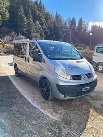 RENAULT TRAFIC – 9 POSTI – ALLESTIMENTO CAMPER
