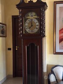 Orologio a pendolo vintage