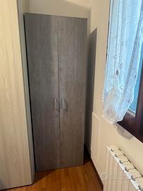 Armadio multiuso grigio