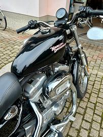 Harley Davidson 883