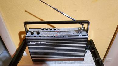 ITT Golf Automatic 100 Radio portatile vintage
