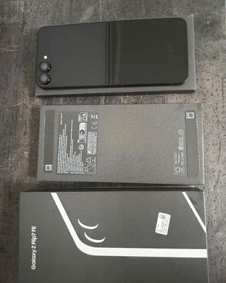 SAMSUNG GALAXY Z FLIP  7 FE  256GB  DA  VETRINA 