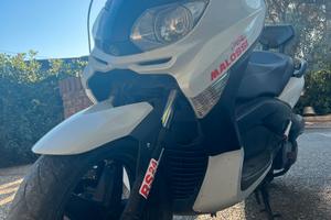 Yamaha X-max 250